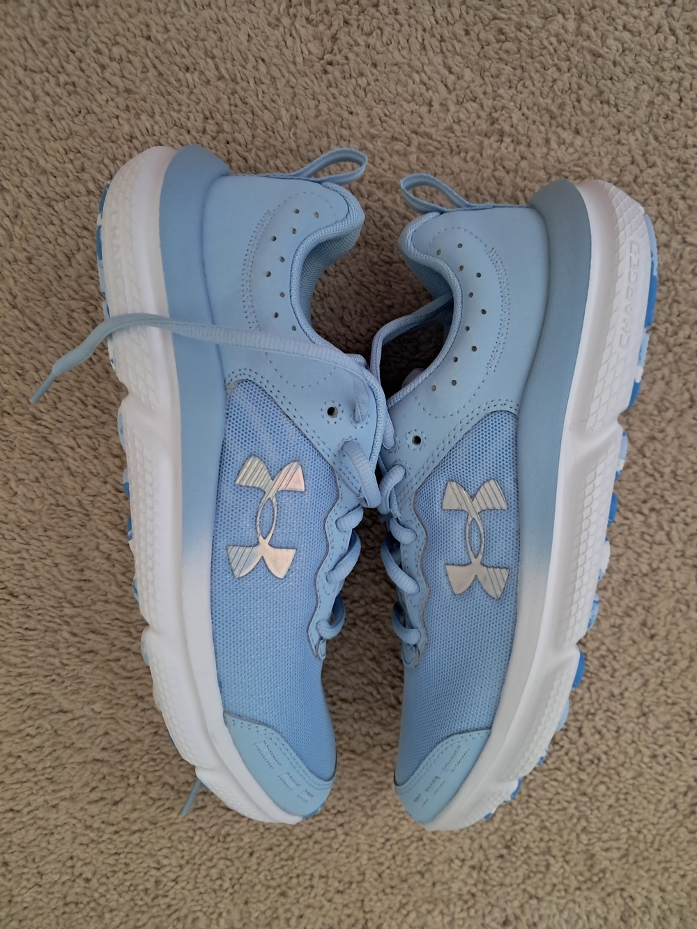 Under Armour Kids' 7Y Light Blue Athletic Sneakers NWOT Women's Sz 8.5 Curry